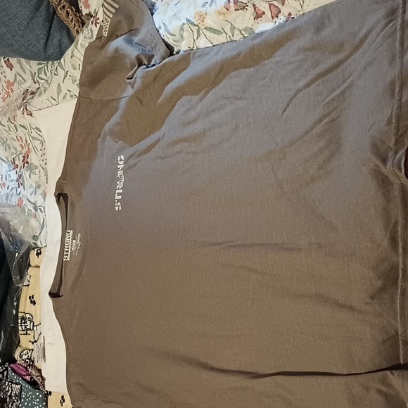 NWT Strong Freedom tee - Picture 7 of 7